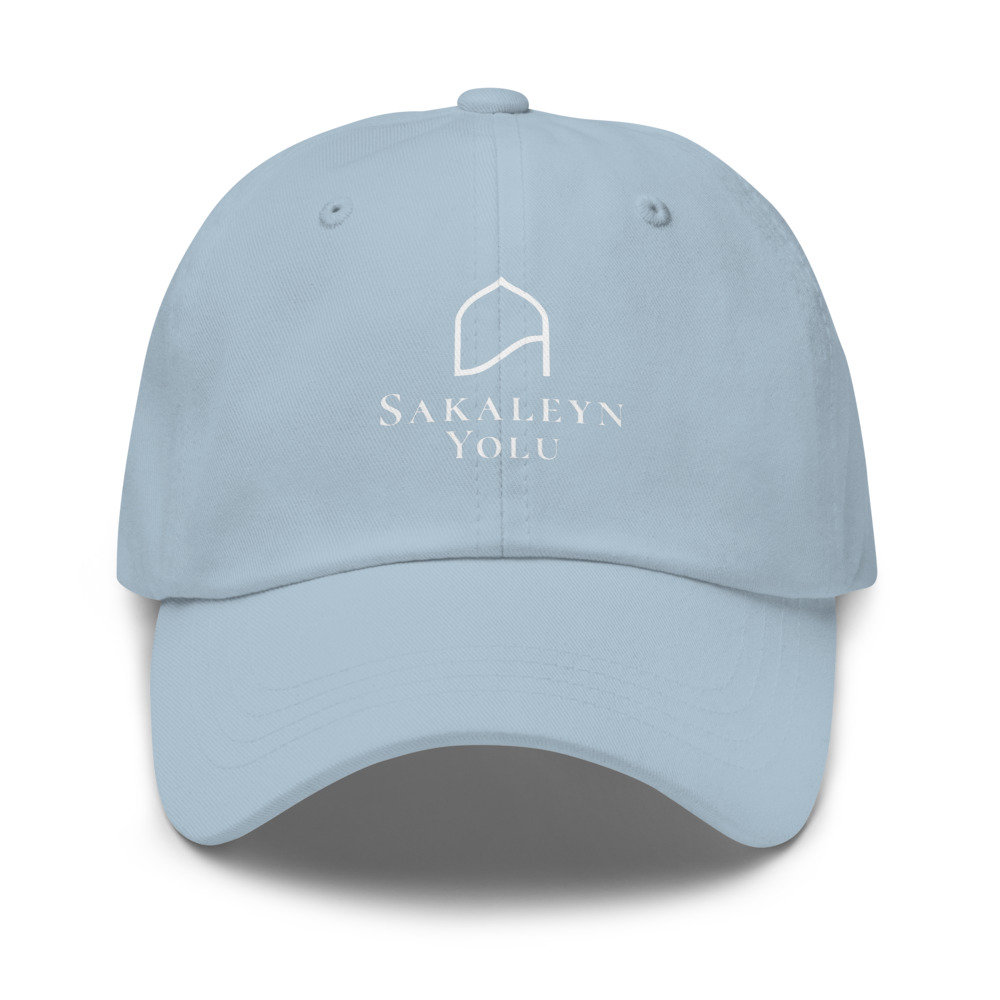 Sakaleyn Cap